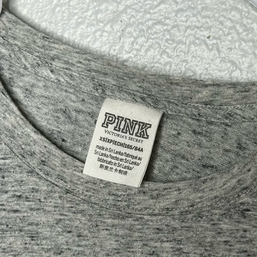 PINK VICTORIA’S SECRET OVERSIZED LOGO LONG SLEEVE TEE SOFT AND COMFY - Picture 7 of 7